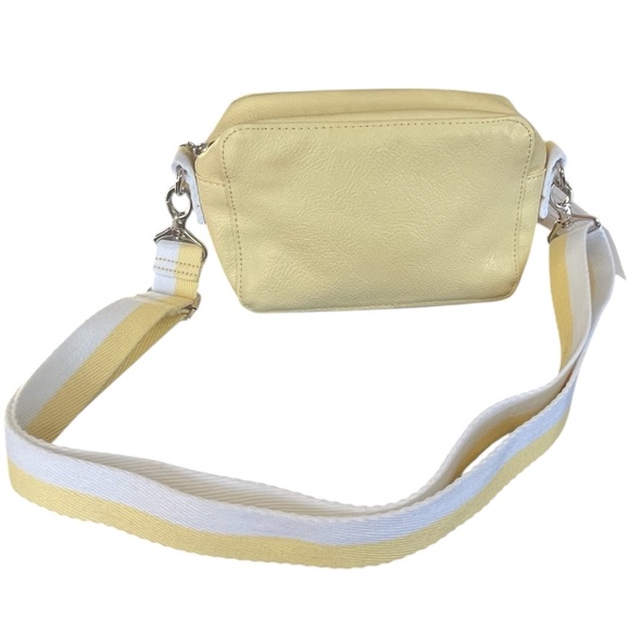 NWT Thirty-One Yellow Purse. - Picture 5 of 14